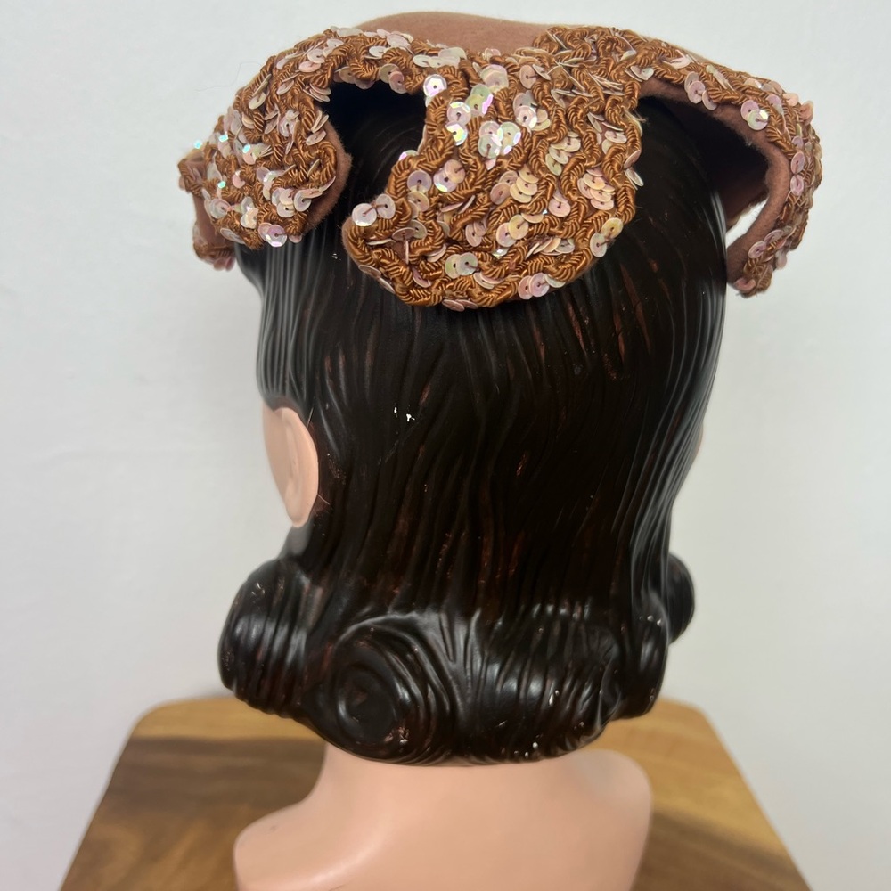 1950’s 50s Vintage Elegant Brown Wool Felt Sequin Sequined Soutache Women's Hat - Picture 4 of 16